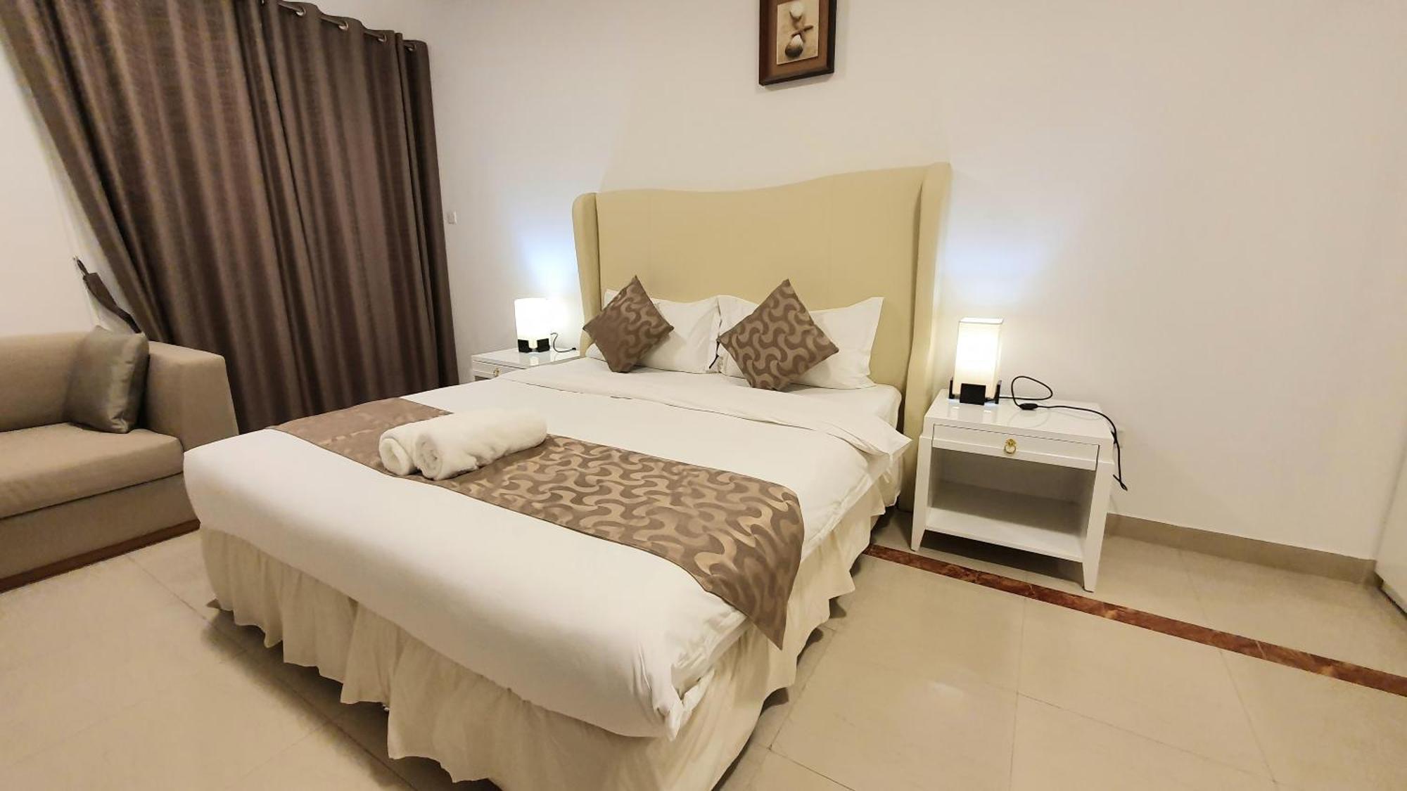 Muscat Oasis Residences Exteriör bild